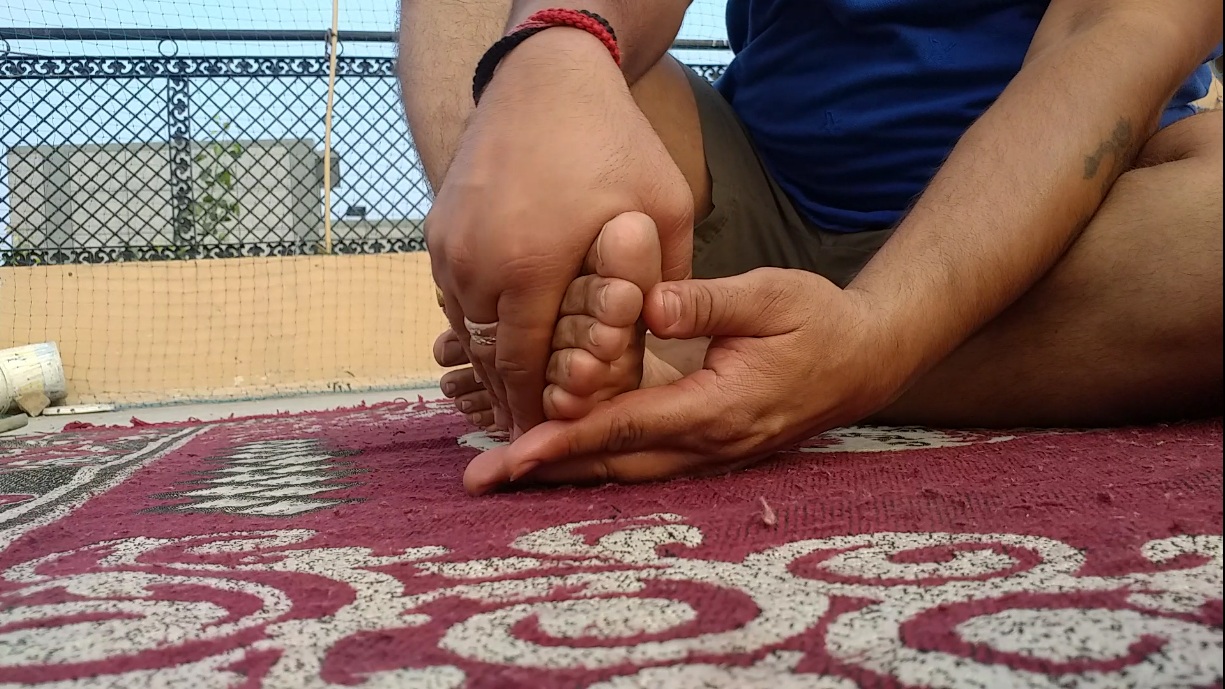 Foot Finger Massages